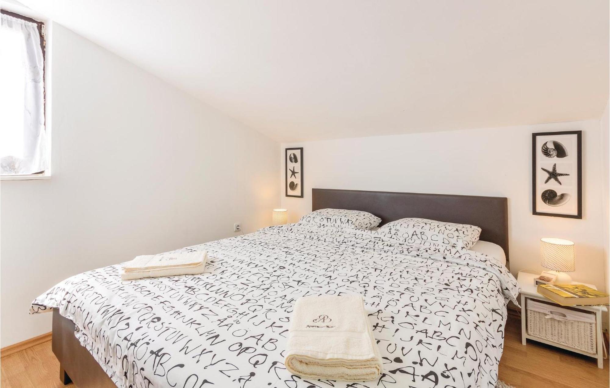 Amazing Apartment In Medulin With Wifi Kültér fotó